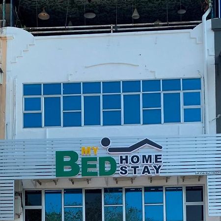 Mybed Homestay Паданг Бесар Экстерьер фото